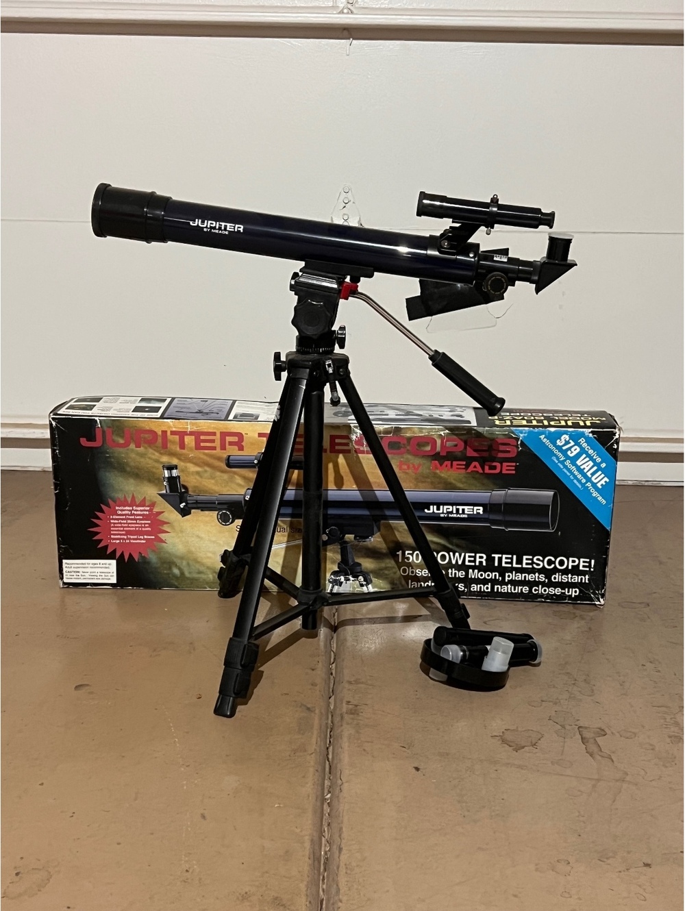 Meade Jupiter 50AZ-P 50mm Telescope Bundle Velbon S-600 Stand